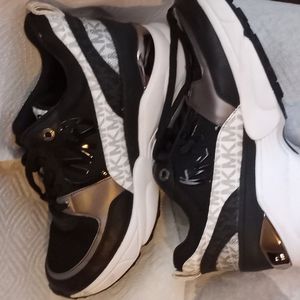 Mark Jacob's fashion sneakers 👟